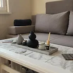 Urban Haven Διαμέρισμα